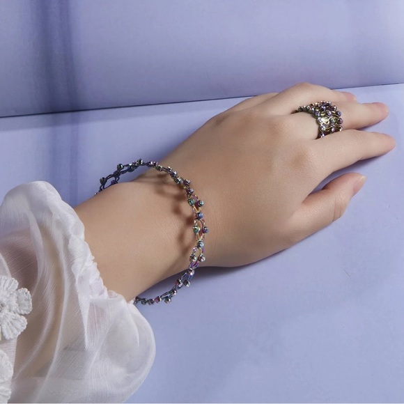 New Rhinestone ‘Ring to Bracelet’ Multipurpose Jewelry \ Transforming Ring - Picture 12 of 16